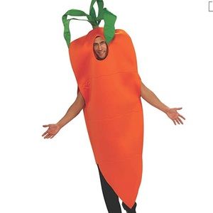 Adult men’s Halloween carrot costume